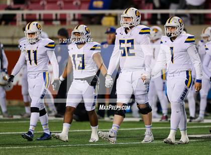 Thumbnail 3 in Orem vs. Sky View (UHSAA 4A Semifinal) photogallery.