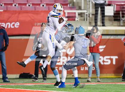 Thumbnail 2 in Orem vs. Sky View (UHSAA 4A Semifinal) photogallery.