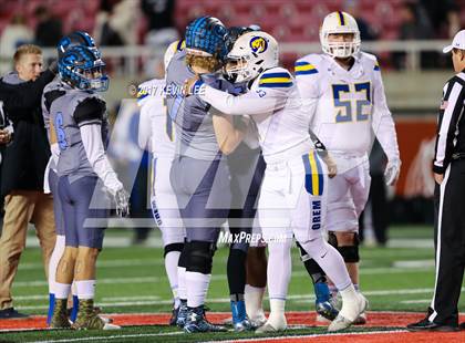 Thumbnail 2 in Orem vs. Sky View (UHSAA 4A Semifinal) photogallery.