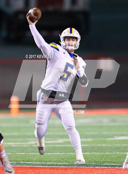 Thumbnail 3 in Orem vs. Sky View (UHSAA 4A Semifinal) photogallery.