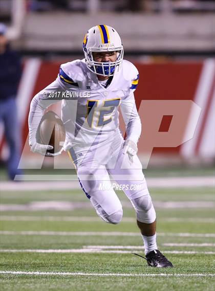 Thumbnail 2 in Orem vs. Sky View (UHSAA 4A Semifinal) photogallery.
