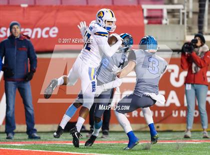 Thumbnail 3 in Orem vs. Sky View (UHSAA 4A Semifinal) photogallery.