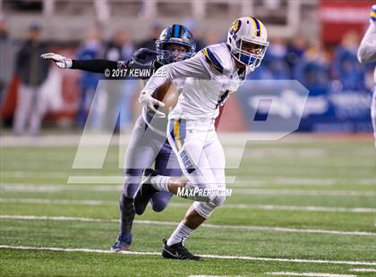 Thumbnail 3 in Orem vs. Sky View (UHSAA 4A Semifinal) photogallery.