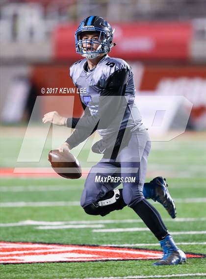Thumbnail 3 in Orem vs. Sky View (UHSAA 4A Semifinal) photogallery.