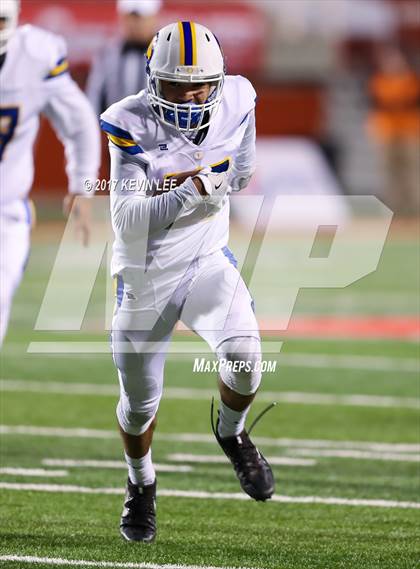 Thumbnail 3 in Orem vs. Sky View (UHSAA 4A Semifinal) photogallery.