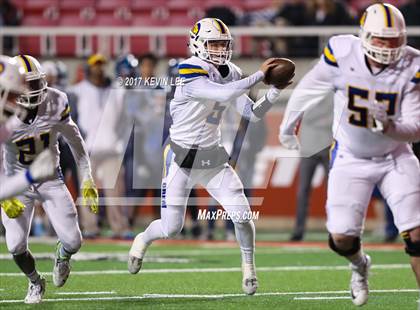 Thumbnail 3 in Orem vs. Sky View (UHSAA 4A Semifinal) photogallery.