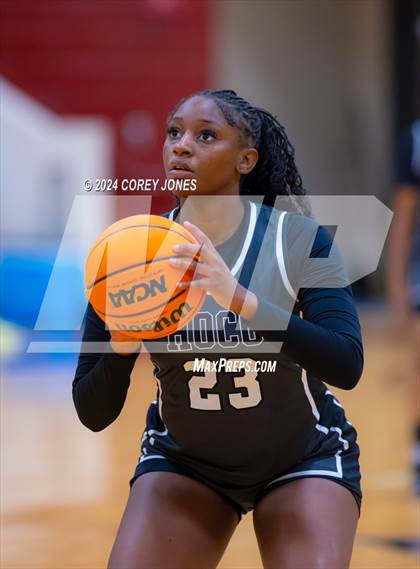 Thumbnail 1 in Houston County vs Warner Robins  photogallery.