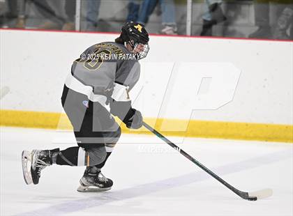 Thumbnail 3 in Amity Regional @ North Haven photogallery.