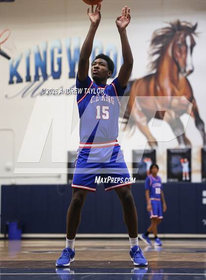 Thumbnail 2 in King @ Kingwood photogallery.