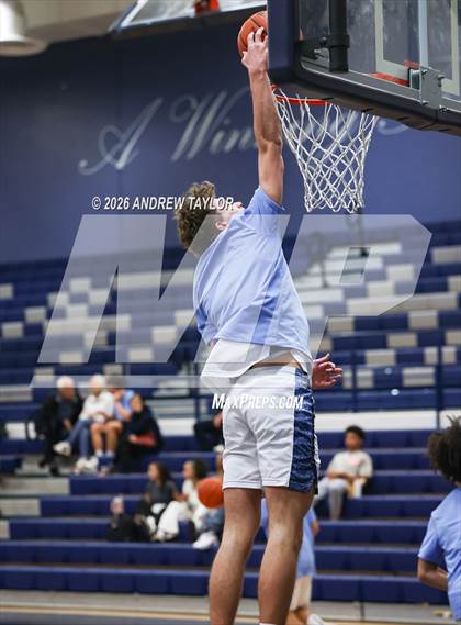Thumbnail 3 in King @ Kingwood photogallery.