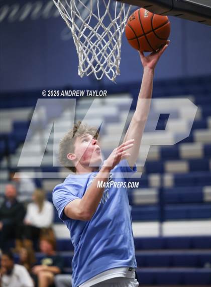 Thumbnail 3 in King @ Kingwood photogallery.