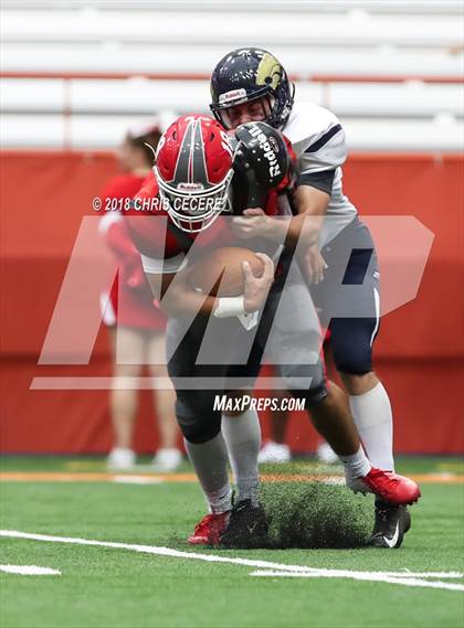 Thumbnail 1 in Jamesville-DeWitt vs. Susquehanna Valley photogallery.