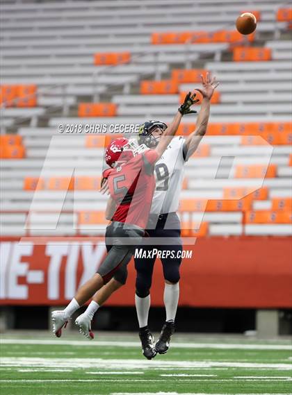 Thumbnail 3 in Jamesville-DeWitt vs. Susquehanna Valley photogallery.