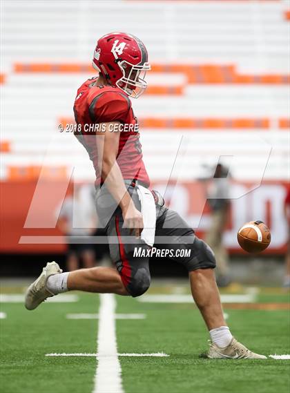 Thumbnail 2 in Jamesville-DeWitt vs. Susquehanna Valley photogallery.