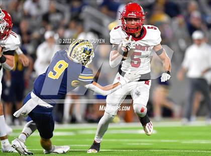 Thumbnail 3 in Poth vs. Harmony (UIL 3A D2 Semifinal) photogallery.