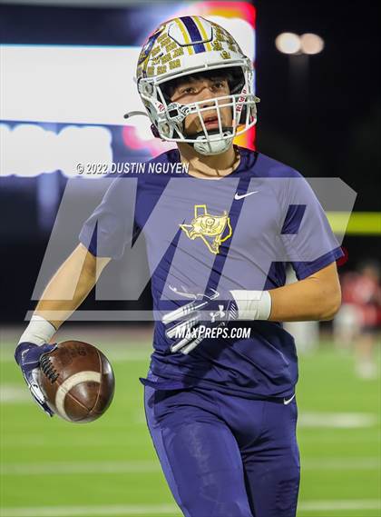 Thumbnail 1 in Poth vs. Harmony (UIL 3A D2 Semifinal) photogallery.