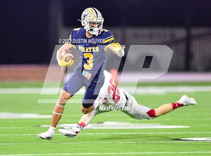 Thumbnail 1 in Poth vs. Harmony (UIL 3A D2 Semifinal) photogallery.