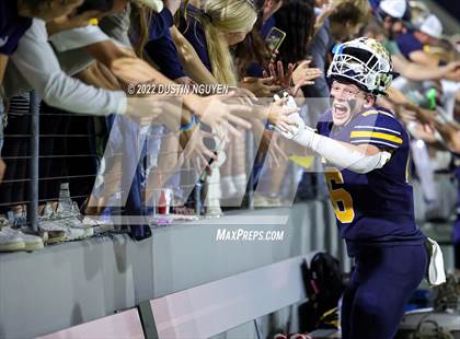 Thumbnail 3 in Poth vs. Harmony (UIL 3A D2 Semifinal) photogallery.