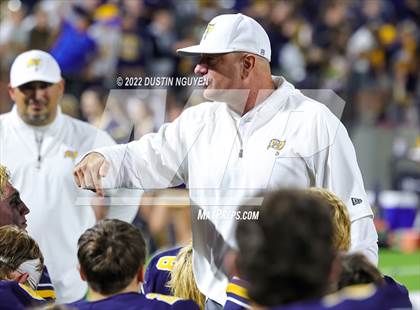 Thumbnail 1 in Poth vs. Harmony (UIL 3A D2 Semifinal) photogallery.