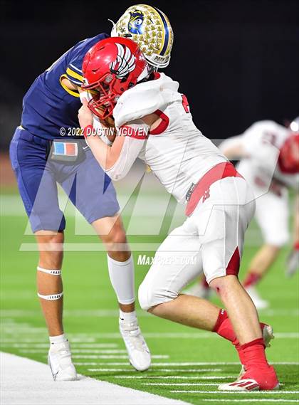 Thumbnail 3 in Poth vs. Harmony (UIL 3A D2 Semifinal) photogallery.
