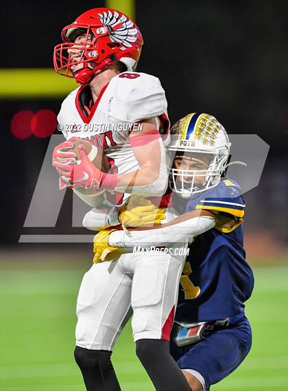 Thumbnail 1 in Poth vs. Harmony (UIL 3A D2 Semifinal) photogallery.