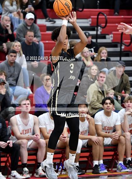 Thumbnail 1 in Archbishop Mitty vs. Jesuit (Fr. Barry Christmas Classic) photogallery.