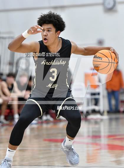 Thumbnail 3 in Archbishop Mitty vs. Jesuit (Fr. Barry Christmas Classic) photogallery.