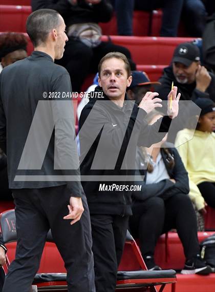 Thumbnail 1 in Archbishop Mitty vs. Jesuit (Fr. Barry Christmas Classic) photogallery.