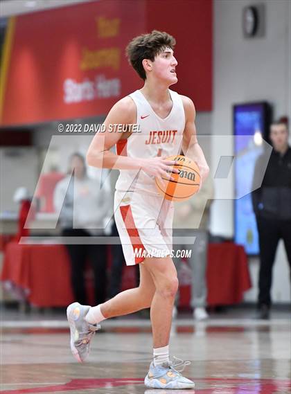 Thumbnail 1 in Archbishop Mitty vs. Jesuit (Fr. Barry Christmas Classic) photogallery.