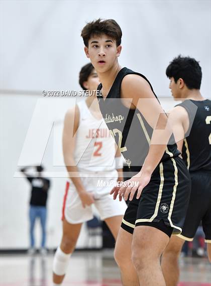Thumbnail 2 in Archbishop Mitty vs. Jesuit (Fr. Barry Christmas Classic) photogallery.