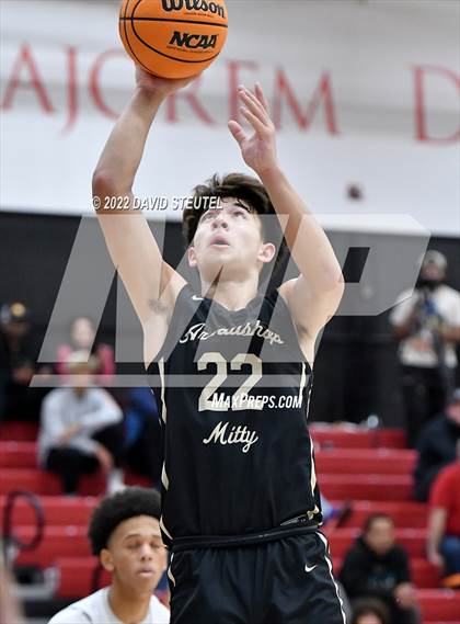 Thumbnail 1 in Archbishop Mitty vs. Jesuit (Fr. Barry Christmas Classic) photogallery.