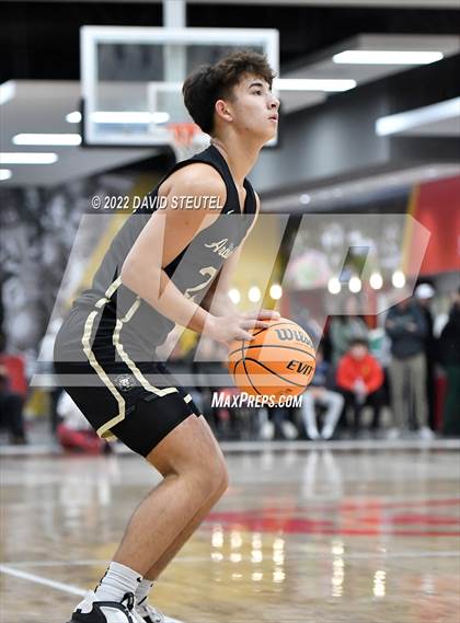 Thumbnail 2 in Archbishop Mitty vs. Jesuit (Fr. Barry Christmas Classic) photogallery.
