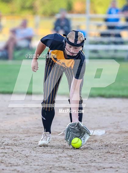 Thumbnail 2 in Mid-Prairie @ Regina photogallery.