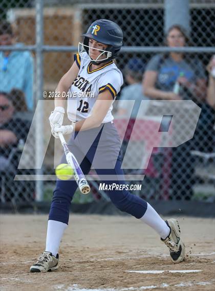 Thumbnail 3 in Mid-Prairie @ Regina photogallery.