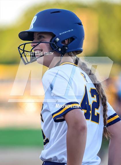 Thumbnail 2 in Mid-Prairie @ Regina photogallery.