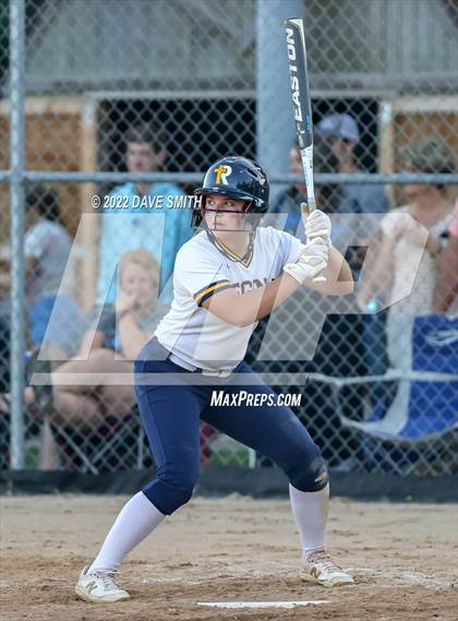 Thumbnail 3 in Mid-Prairie @ Regina photogallery.