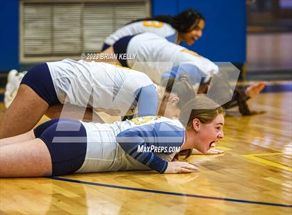 Thumbnail 2 in Woburn Memorial @ Notre Dame Academy (MIAA Division 2 Round of 32) photogallery.