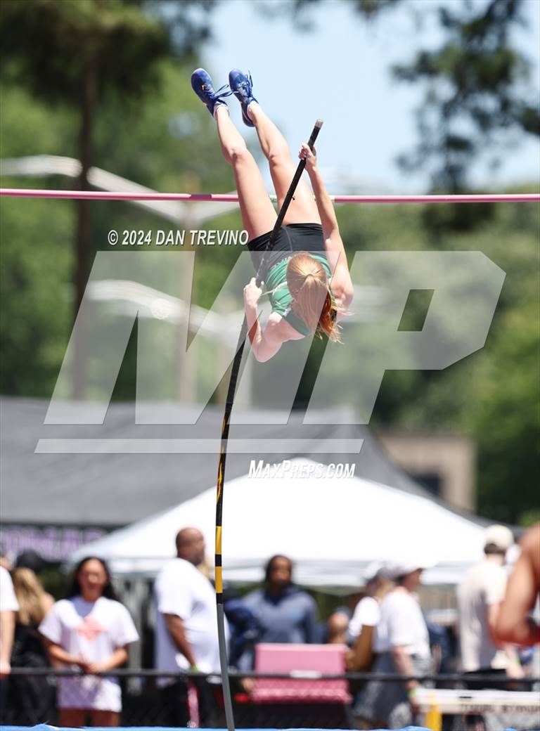 Photo 1 in the VHSL State Championships Pole Vault (Class 6) Photo ...
