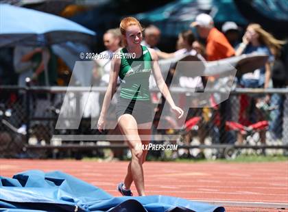 Thumbnail 2 in VHSL State Championships Pole Vault (Class 6) photogallery.