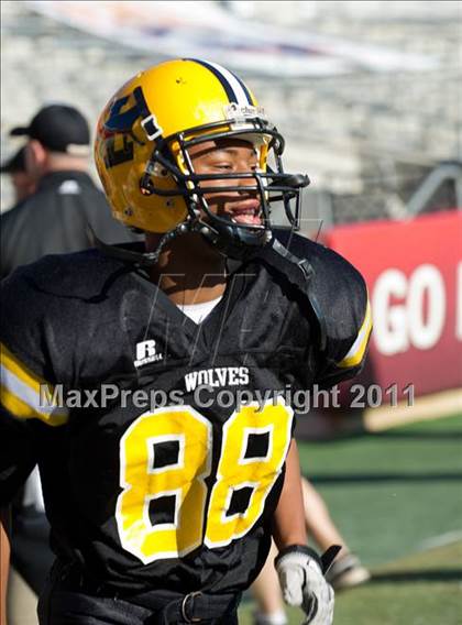 Thumbnail 2 in Tarboro vs Lincolnton (NCHSAA 2A Final) photogallery.