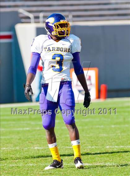 Thumbnail 1 in Tarboro vs Lincolnton (NCHSAA 2A Final) photogallery.
