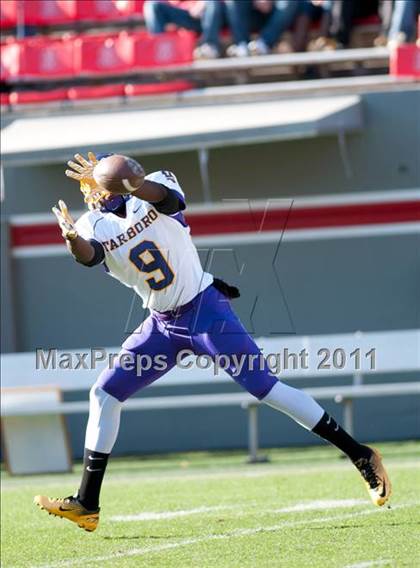 Thumbnail 1 in Tarboro vs Lincolnton (NCHSAA 2A Final) photogallery.