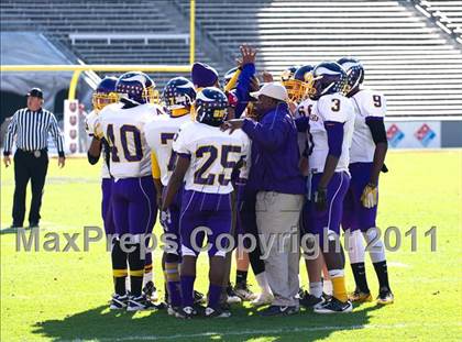 Thumbnail 3 in Tarboro vs Lincolnton (NCHSAA 2A Final) photogallery.