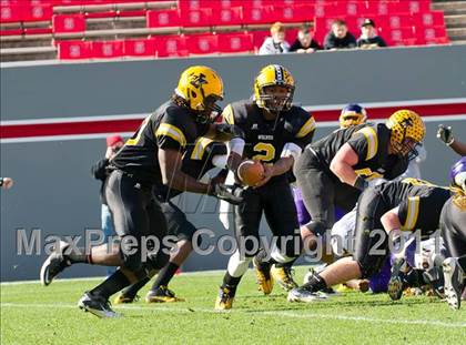 Thumbnail 1 in Tarboro vs Lincolnton (NCHSAA 2A Final) photogallery.