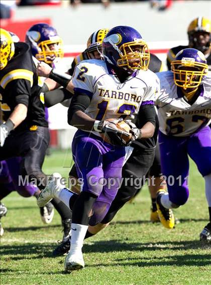 Thumbnail 3 in Tarboro vs Lincolnton (NCHSAA 2A Final) photogallery.