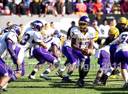 Thumbnail 1 in Tarboro vs Lincolnton (NCHSAA 2A Final) photogallery.
