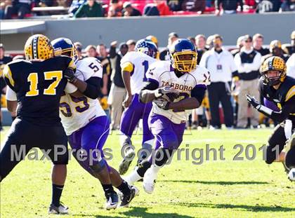 Thumbnail 1 in Tarboro vs Lincolnton (NCHSAA 2A Final) photogallery.