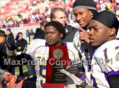 Thumbnail 1 in Tarboro vs Lincolnton (NCHSAA 2A Final) photogallery.