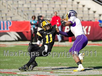 Thumbnail 1 in Tarboro vs Lincolnton (NCHSAA 2A Final) photogallery.