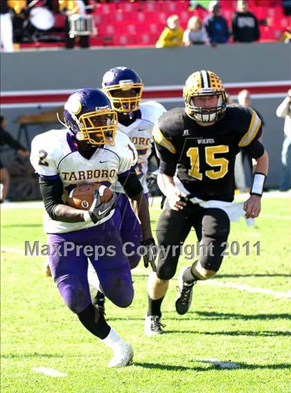 Thumbnail 1 in Tarboro vs Lincolnton (NCHSAA 2A Final) photogallery.